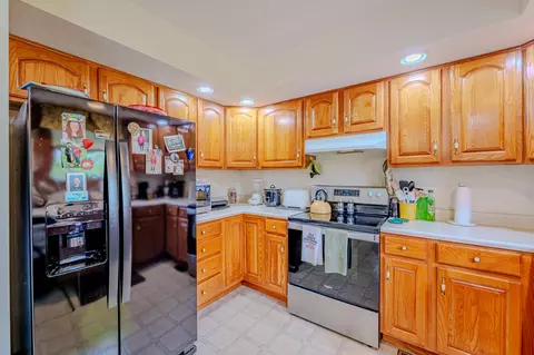 Kitchen - 521 E Hoewisher Rd, Sidney, OH 45365 photo 3 of 3