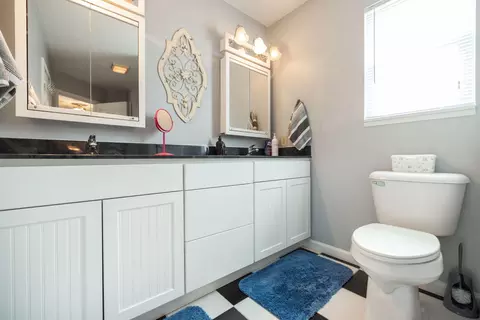 Bath - 2748 Conestoga St, Springfield, OH 45503 photo 4 of 4