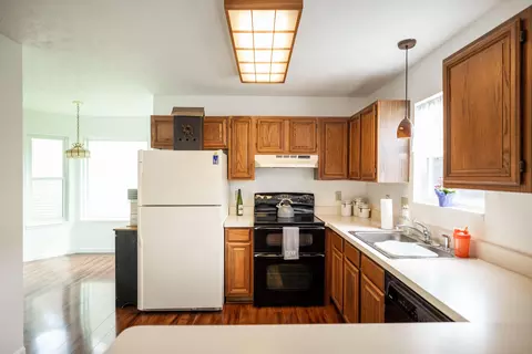 Kitchen - 2748 Conestoga St, Springfield, OH 45503 photo 2 of 3