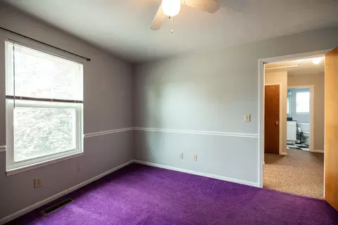 Bedroom - 2748 Conestoga St, Springfield, OH 45503 photo 2 of 8