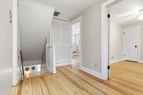 Entry Way - 314 S Broadmoor Blvd, Springfield, OH 45504 photo 5 of 7