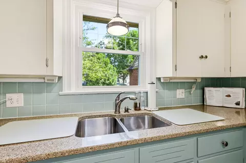Kitchen - 314 S Broadmoor Blvd, Springfield, OH 45504 photo 4 of 5