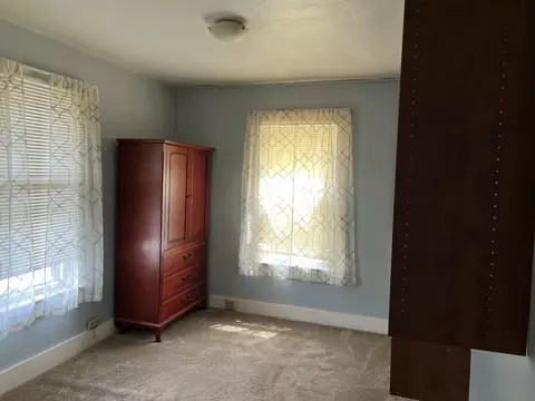 Bedroom - 1243 W Mulberry St, Springfield, OH 45506 photo 2 of 4