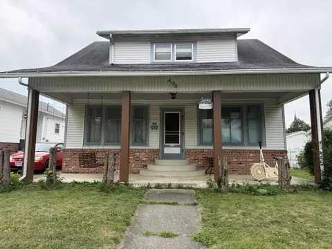 404 E Auburn Ave, Bellefontaine, OH 43311