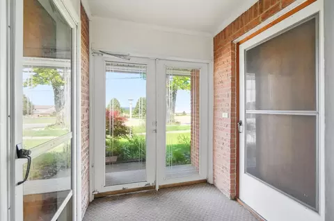 Entry Way - 1770 Saint Paris Pike, Springfield, OH 45504 photo 4 of 4