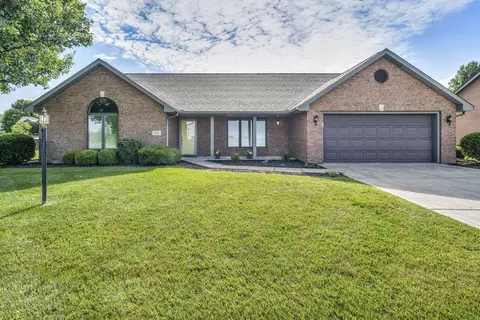 23 Bon Air Dr, Urbana, OH 43078