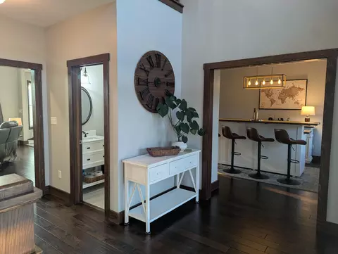 Entry Way - 3223 Windy Ridge Dr, Springfield, OH 45502 photo 2 of 3