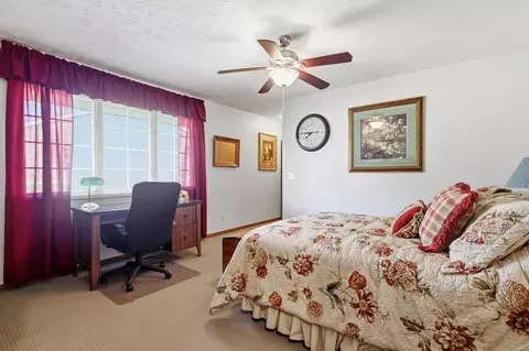 Bedroom - 3023 Brixton Dr, Springfield, OH 45503 photo 3 of 4