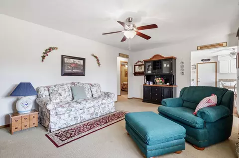 Living - 3023 Brixton Dr, Springfield, OH 45503 photo 3 of 3