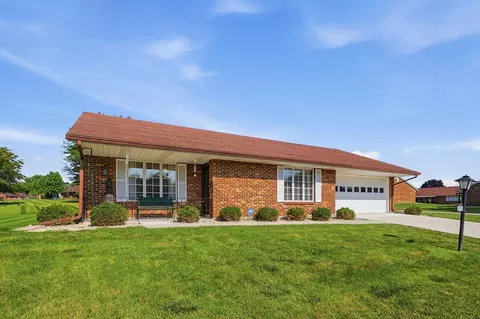 Exterior - 3023 Brixton Dr, Springfield, OH 45503 photo 2 of 11