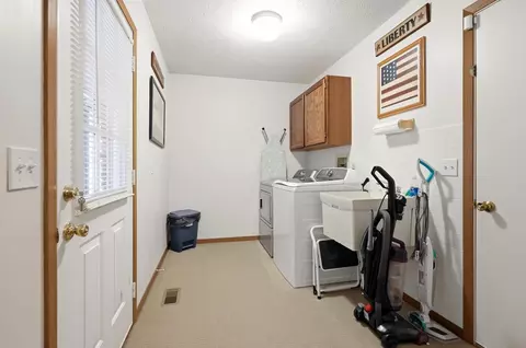 Other - 3023 Brixton Dr, Springfield, OH 45503 photo 5 of 6