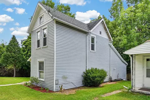 Exterior - 3121 W Columbia St, Springfield, OH 45504 photo 13 of 17
