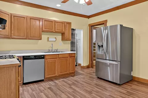 Kitchen - 3121 W Columbia St, Springfield, OH 45504 photo 1 of 2