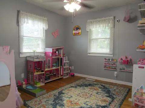 Bedroom - 1372 Stephens Rd, Sidney, OH 45365 photo 5 of 9