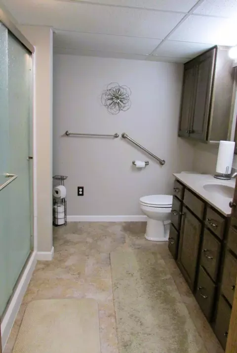 Bath - 1372 Stephens Rd, Sidney, OH 45365 photo 3 of 3