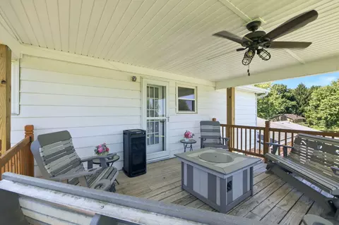 Exterior - 5258 E County Line Rd, Springfield, OH 45502 photo 6 of 15