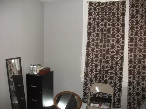 Bedroom - 2209 Columbus Ave, Springfield, OH 45503 photo 4 of 12