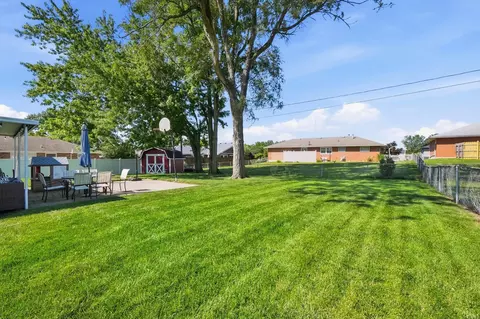 Exterior - 4111 Helena Dr, Springfield, OH 45503 photo 6 of 11