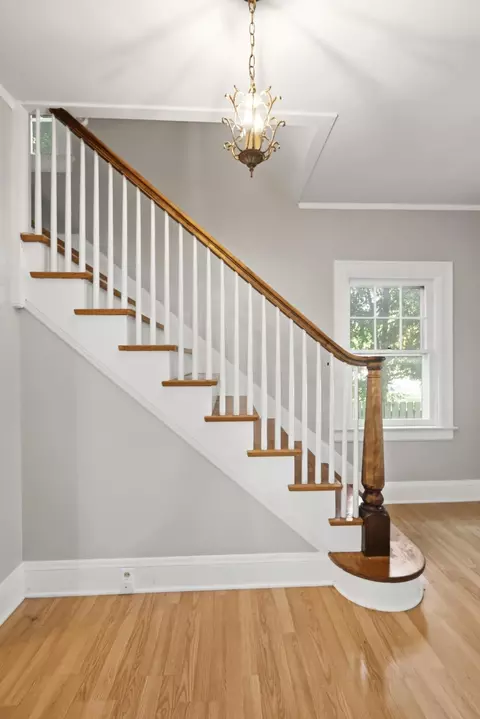 Entry Way - 1840 Crescent Dr, Springfield, OH 45504 photo 2 of 6