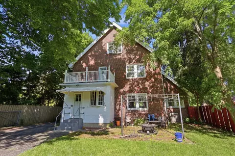 Exterior - 1840 Crescent Dr, Springfield, OH 45504 photo 7 of 11