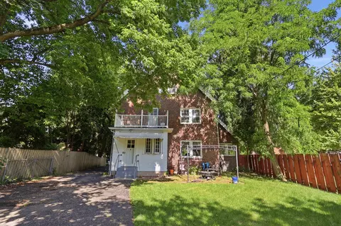 Exterior - 1840 Crescent Dr, Springfield, OH 45504 photo 6 of 11