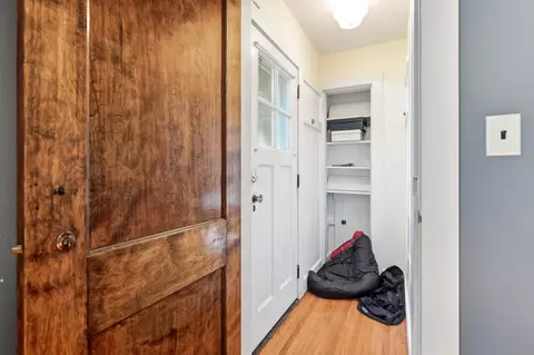 Entry Way - 1840 Crescent Dr, Springfield, OH 45504 photo 5 of 6