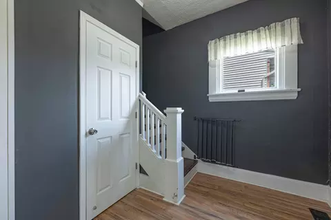 Entry Way - 308 Ridge Rd, Springfield, OH 45503 photo 1 of 2