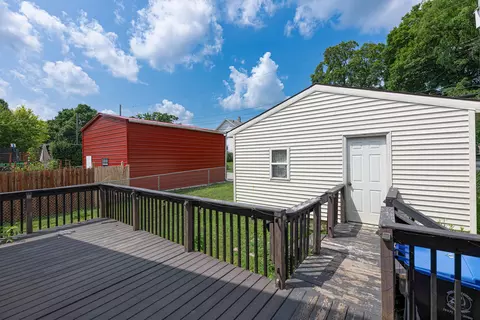 Exterior - 308 Ridge Rd, Springfield, OH 45503 photo 2 of 7