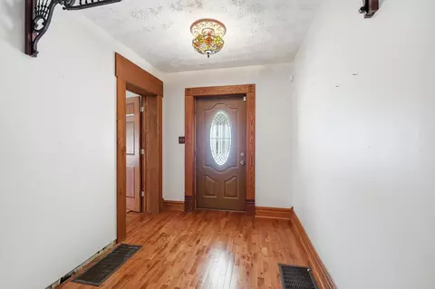 Entry Way - 649 E High St, Springfield, OH 45505 photo 1 of 5