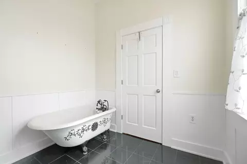 Bath - 649 E High St, Springfield, OH 45505 photo 9 of 9