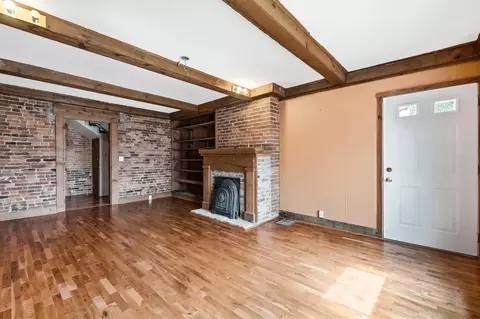 Living - 649 E High St, Springfield, OH 45505 photo 8 of 12