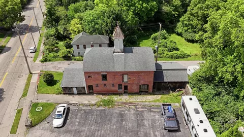 Exterior - 649 E High St, Springfield, OH 45505 photo 3 of 14
