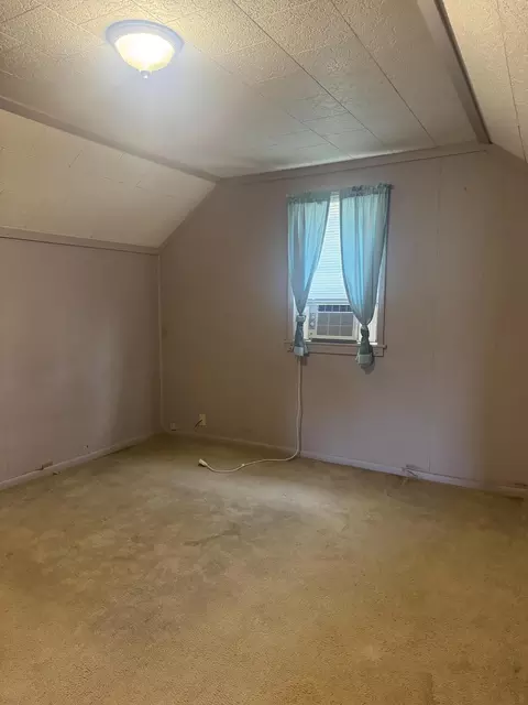 Bedroom - 122 W Clay St, Sidney, OH 45365 photo 1 of 2