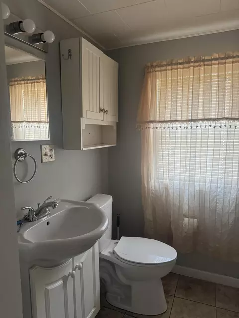 Bath - 122 W Clay St, Sidney, OH 45365 photo 1 of 1