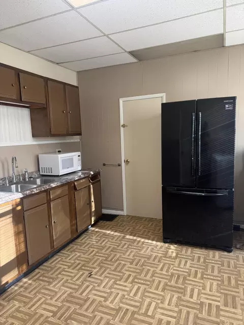 Kitchen - 122 W Clay St, Sidney, OH 45365 photo 1 of 1