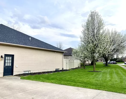 Exterior - 537 E Hoewisher Rd, Sidney, OH 45365 photo 7 of 8