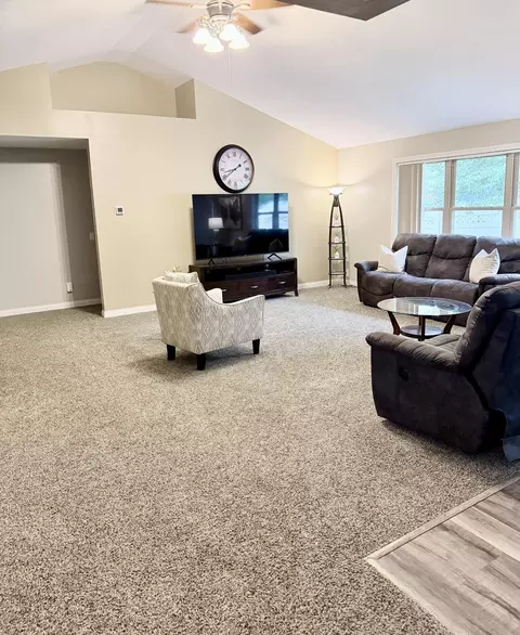 Living - 537 E Hoewisher Rd, Sidney, OH 45365 photo 4 of 9