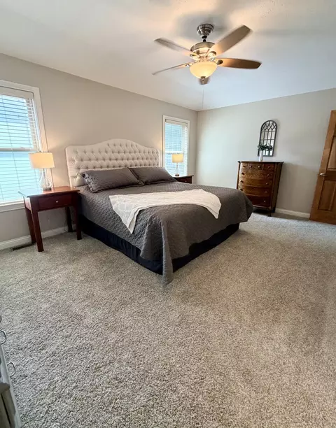 Bedroom - 537 E Hoewisher Rd, Sidney, OH 45365 photo 2 of 4