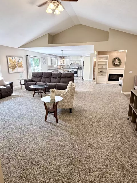 Living - 537 E Hoewisher Rd, Sidney, OH 45365 photo 1 of 9