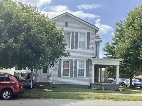 301 S Blackhoof St, Wapakoneta, OH 45895