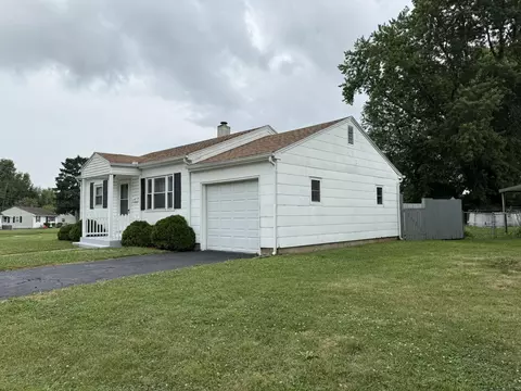 Exterior - 2818 Morton Dr, Springfield, OH 45505 photo 3 of 6