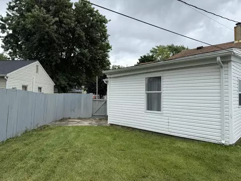 Exterior - 2818 Morton Dr, Springfield, OH 45505 photo 4 of 6