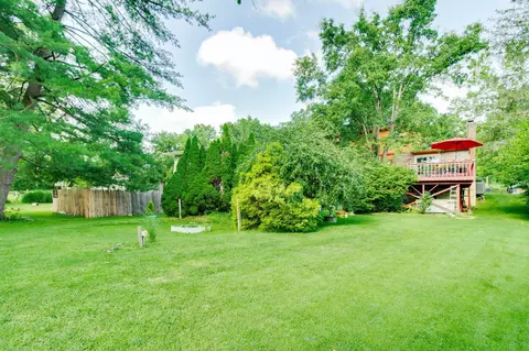 Exterior - 1613 Miles Rd, Cincinnati, OH 45231 photo 9 of 11