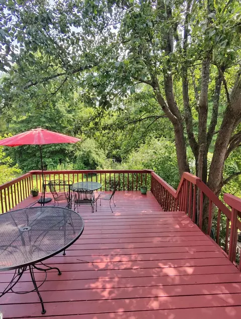 Exterior - 1613 Miles Rd, Cincinnati, OH 45231 photo 7 of 11