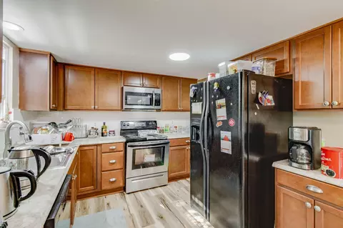 Kitchen - 1613 Miles Rd, Cincinnati, OH 45231 photo 1 of 2