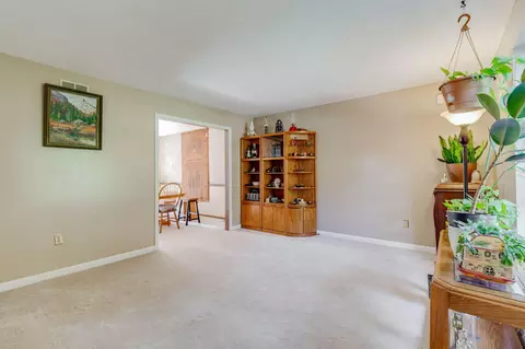 Living - 1613 Miles Rd, Cincinnati, OH 45231 photo 1 of 2