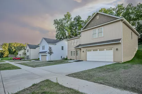Exterior - 1783 Northpoint Rd, Springfield, OH 45503 photo 3 of 6