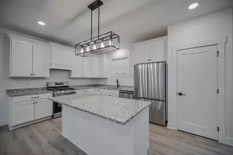 Kitchen - 1783 Northpoint Rd, Springfield, OH 45503 photo 1 of 3