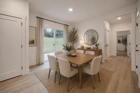 Dining - 1783 Northpoint Rd, Springfield, OH 45503 photo 1 of 1