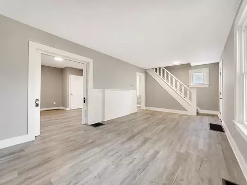 Living - 23 N Douglas Ave, Springfield, OH 45503 photo 2 of 6